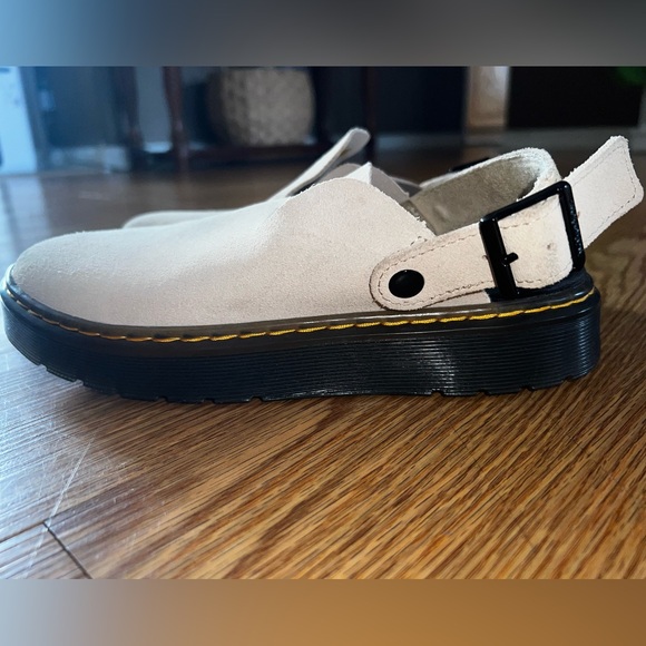 Dr. Martens Women's Jorge II Suede Clogs size 8 - Picture 1 of 7